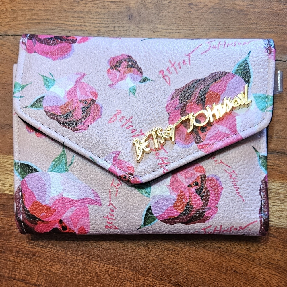 BETSEY JOHNSON FLORAL TRI FOLD PEBBLED LEATHER WALLET